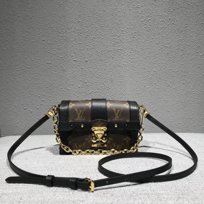 LV Shoulder Bags 2018