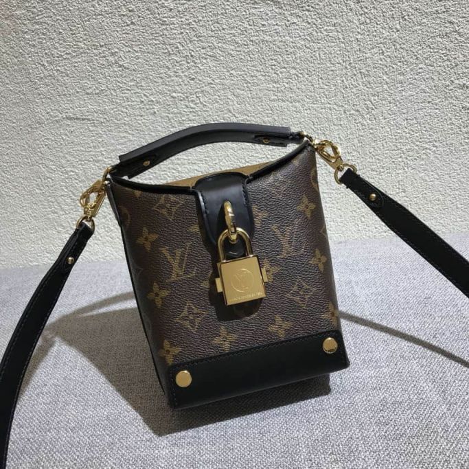 LV Shoulder Bags 2018 BENTO BOX M43518