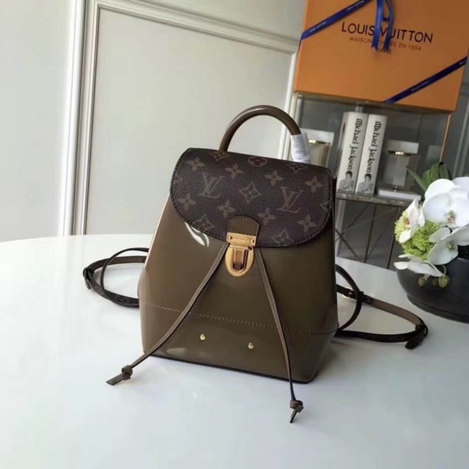 LV Backpack Bags Hot Springs M54389