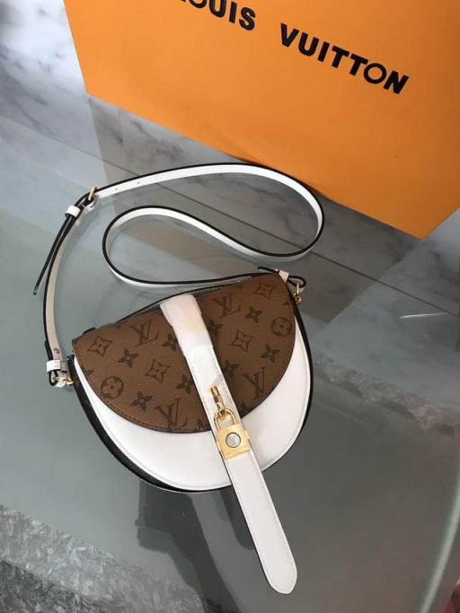 LV Shoulder Bags 18 CHANTILLY Crossbody M43645