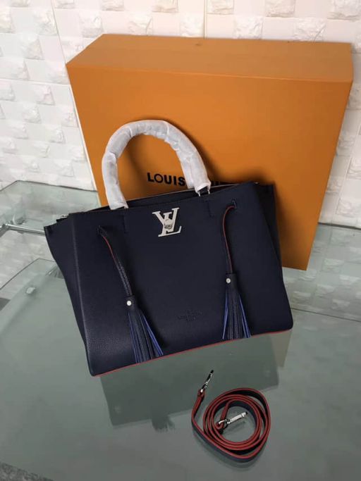 LV Tote Bags Lockmeto M54571