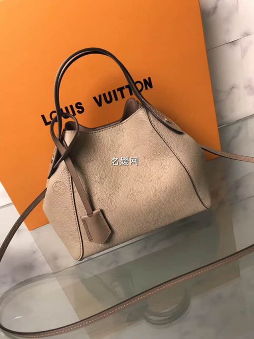 LV Tote Bags Hina M54351