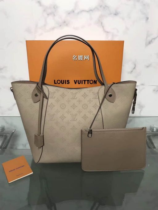 LV Shopping Bags Mahina Hina M53140