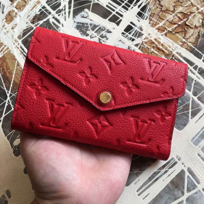 LV Wallets Curieuse M60568