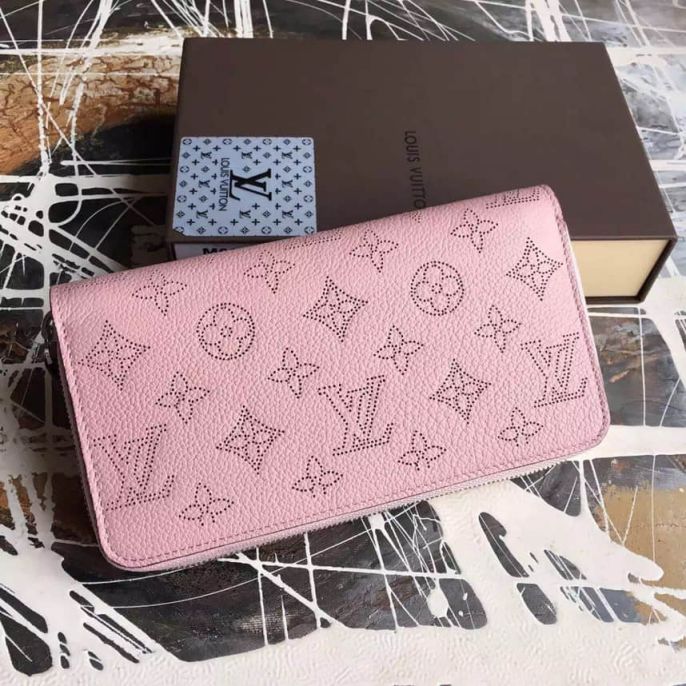 LV Wallets Zip M58429