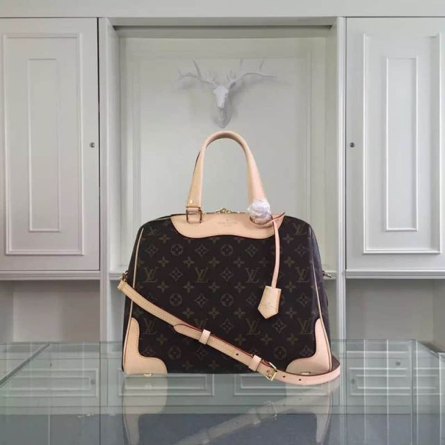 LV Tote Bags M50057 Zip