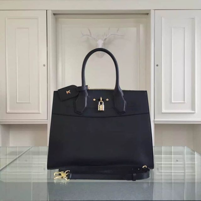 LV Tote Bags 40111 40112