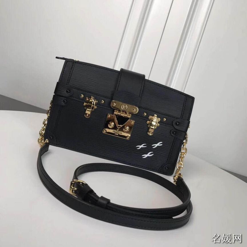 LV Shoulder Bags 2018 Trunk M53052