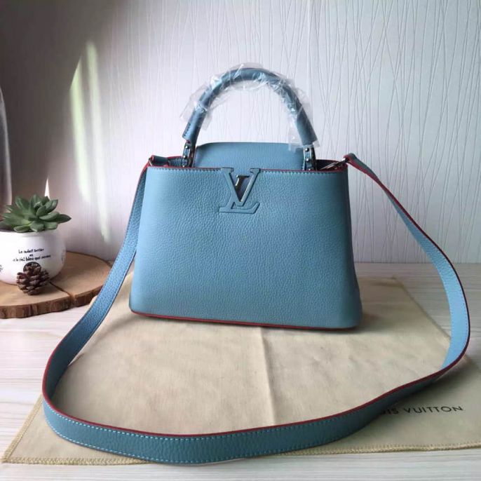 LV Shoulder Bags M94517 Capucines BB