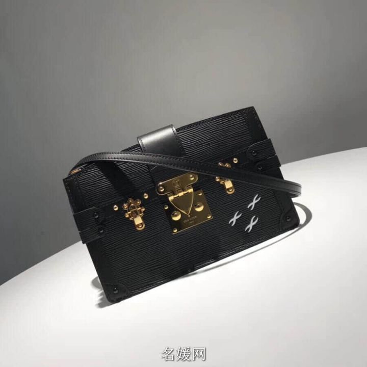 LV Shoulder Bags 18 TrunkM53052