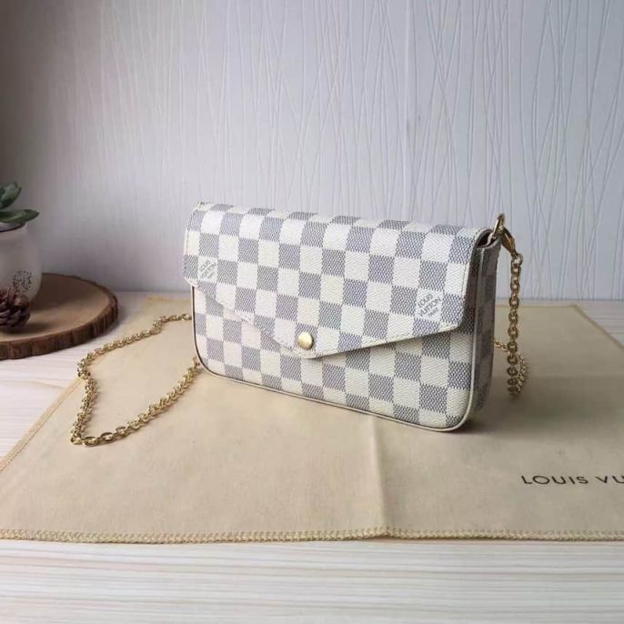 LV Shoulder Bags logoM61276