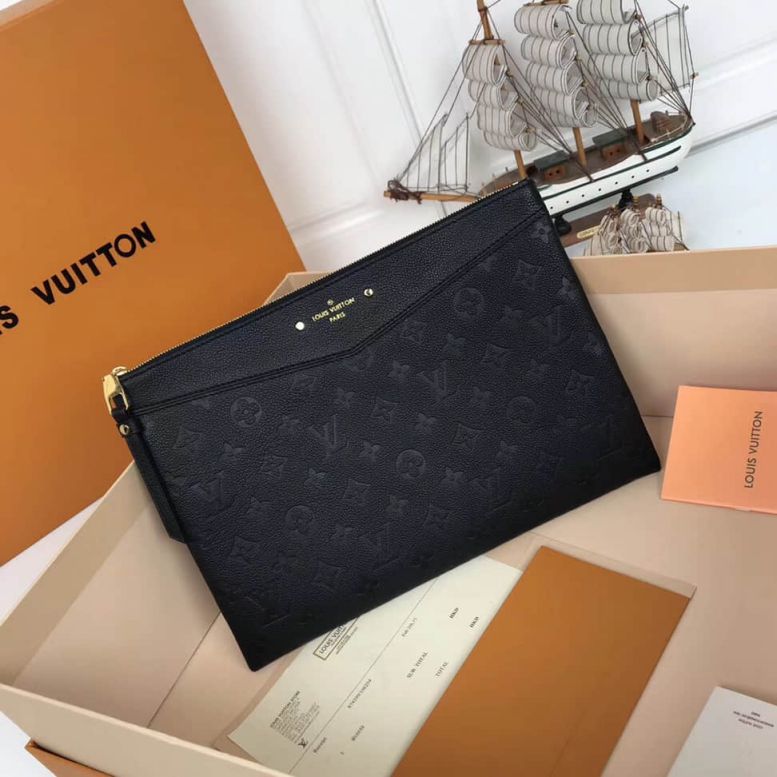 LV Clutch Bags 18 Daily M62937