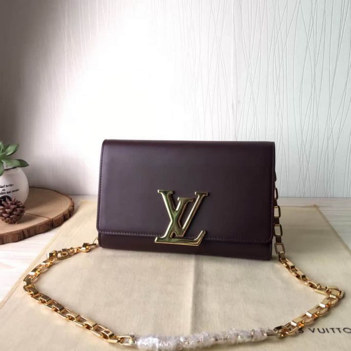 LV Shoulder Bags 94335 On Chain