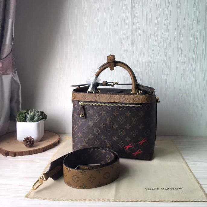 LV Shoulder Bags 2016 CITY CRUISER Monogram Crossbody M42410