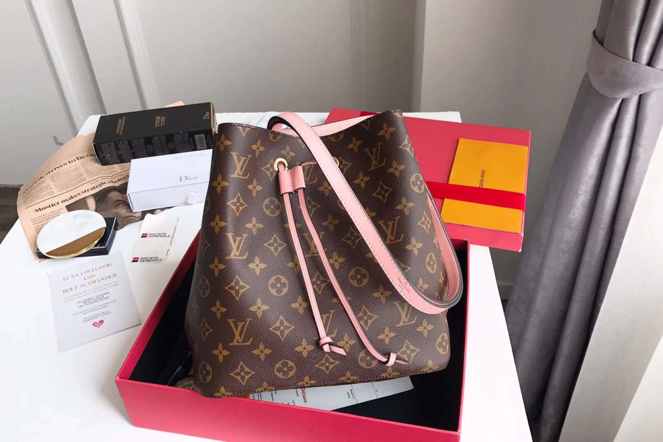 LV Bucket Bags NEONOEM44022