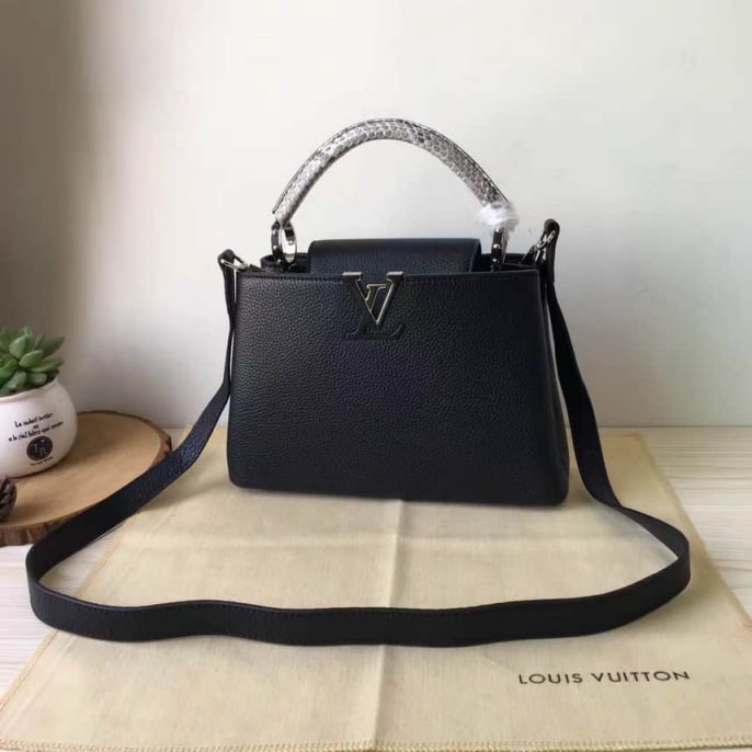 LV Shoulder Bags capucines BB Crossbody M94517