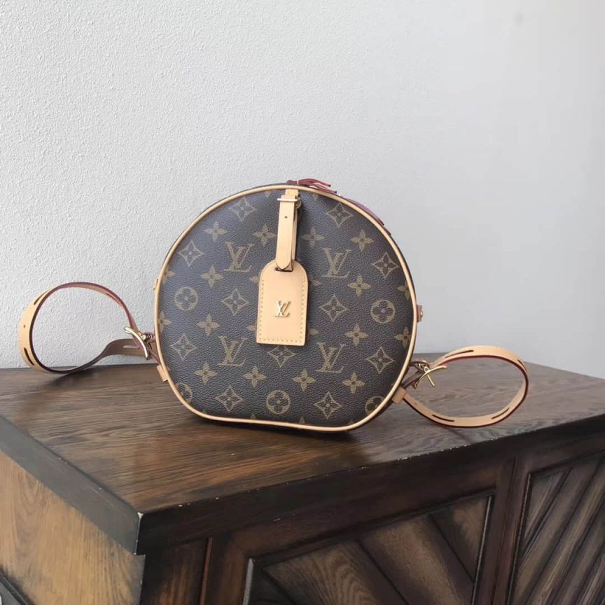 LV Shoulder Bags Crossbody M52294