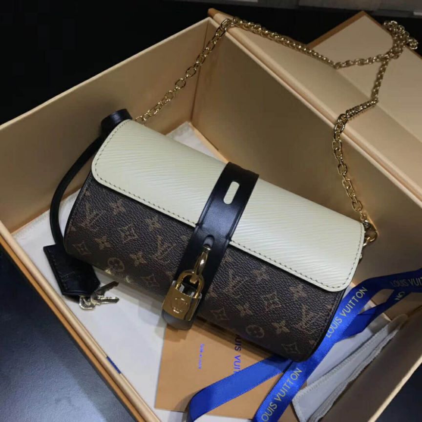 LV Shoulder Bags 18 GLASSES CASE mini On Chain M44158