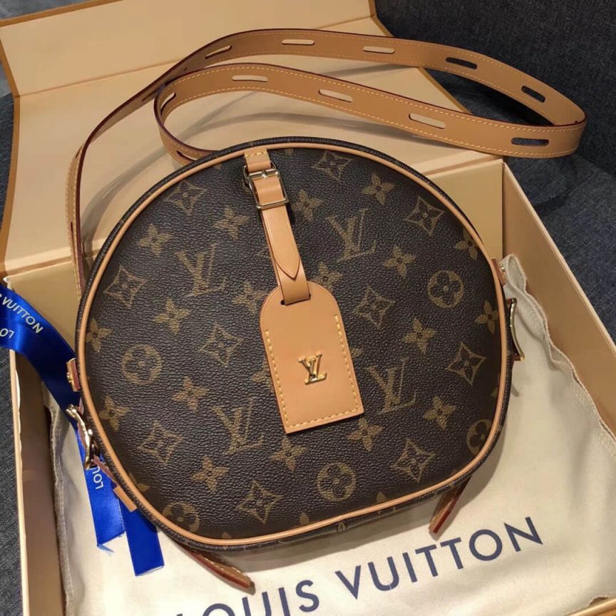 LV Shoulder Bags 18 Boite Chapeau Souple M52294