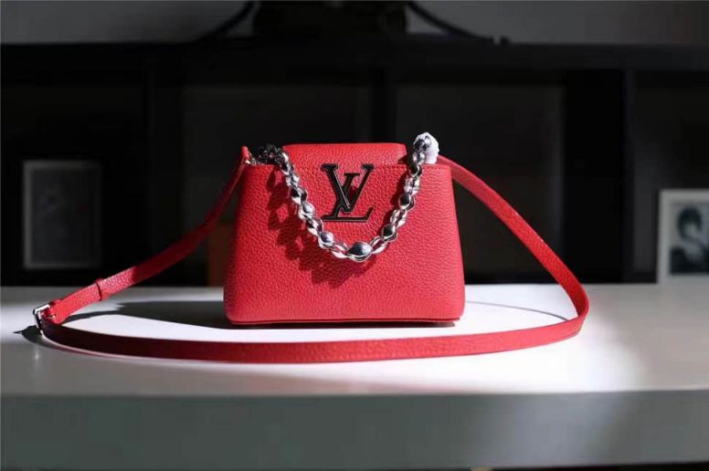 LV Shoulder Bags CAPUCINES MINI CHAIN M42935