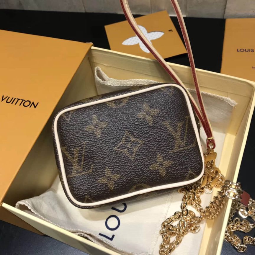 LV Shoulder Bags On Chain Crossbody