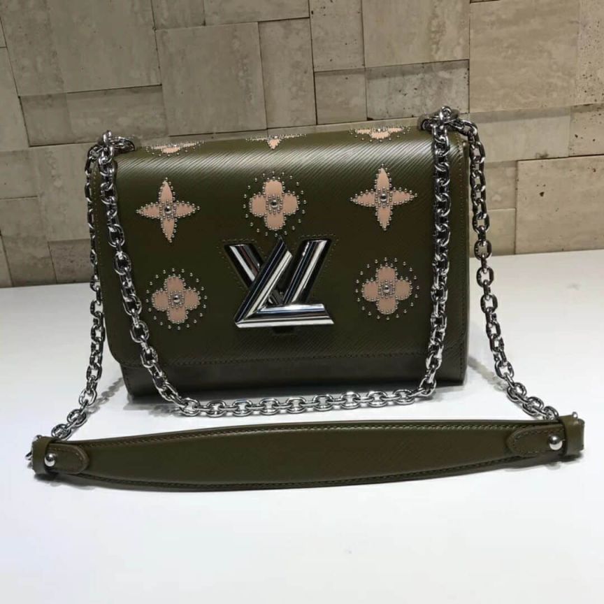 LV Shoulder Bags 18 Twist M52159