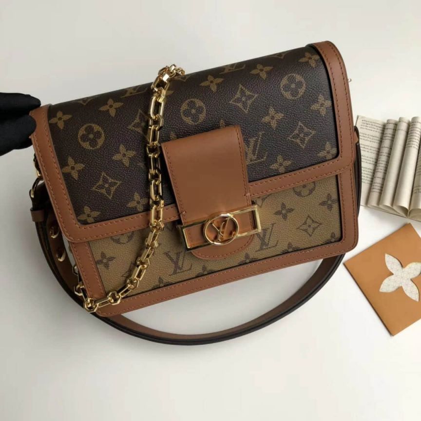 LV Shoulder Bags 19 DAUPHINE Messenger Bag Crossbody M44391