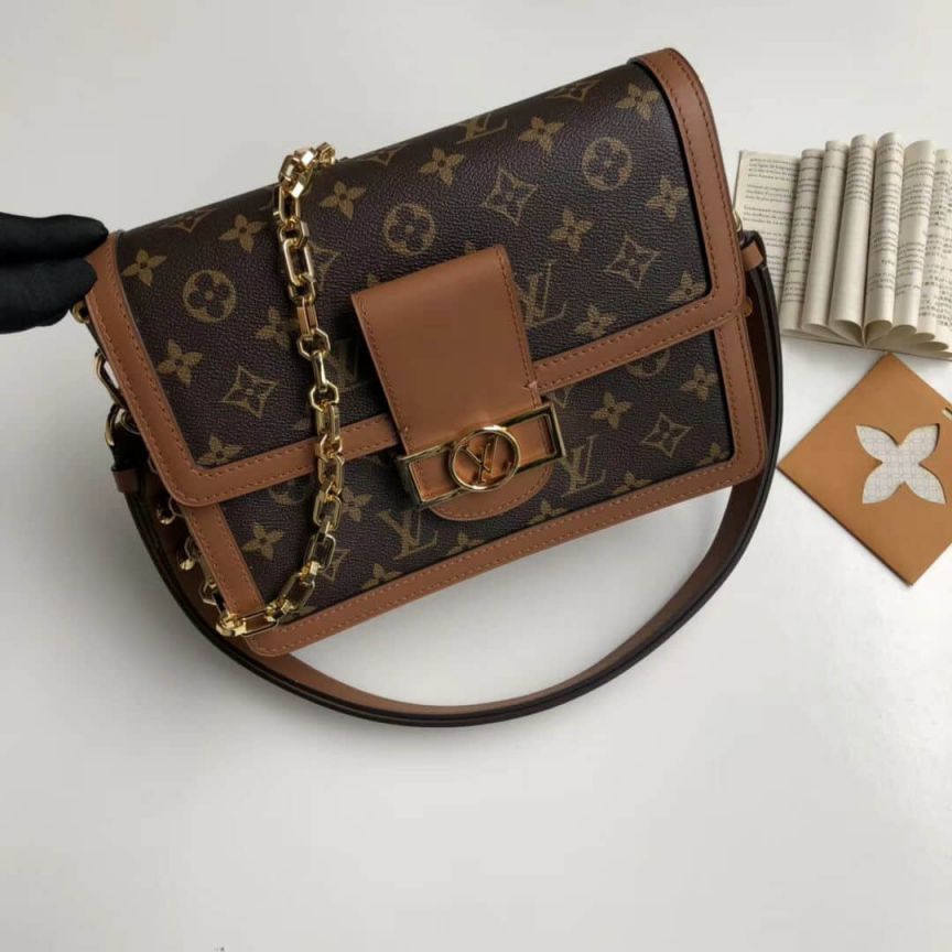 LV Shoulder Bags 19 DAUPHINE Messenger Bag Crossbody M44391