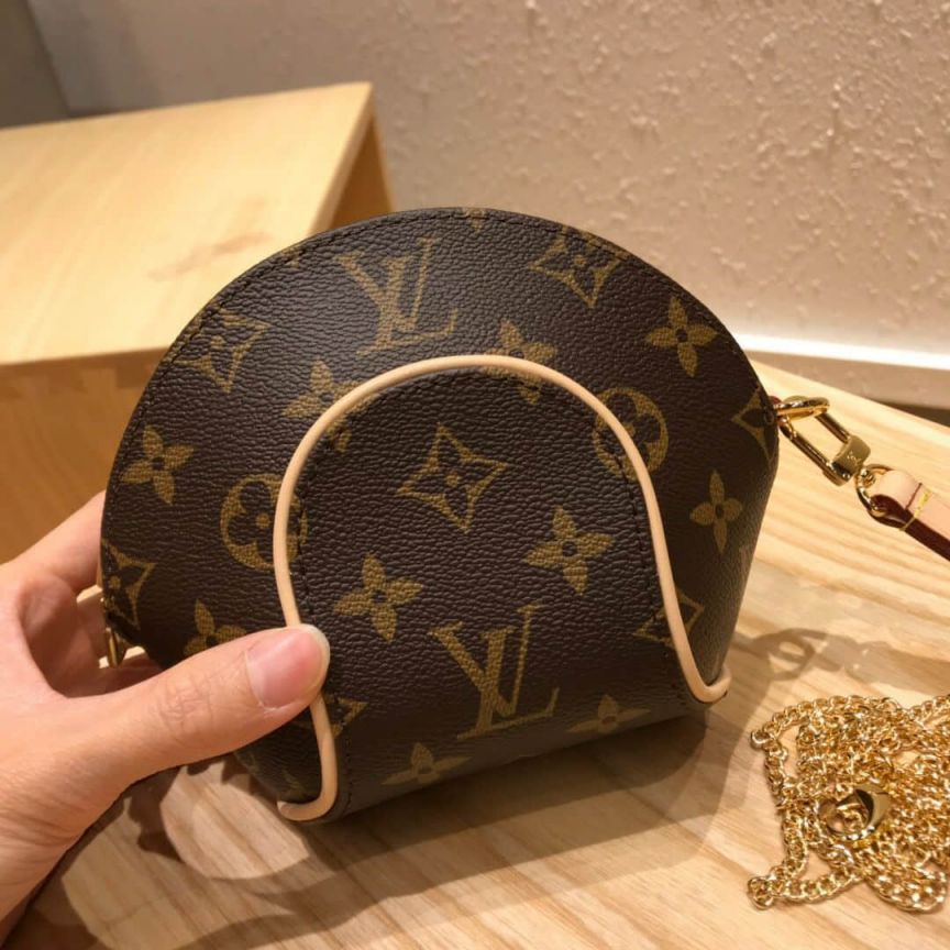 LV Shoulder Bags