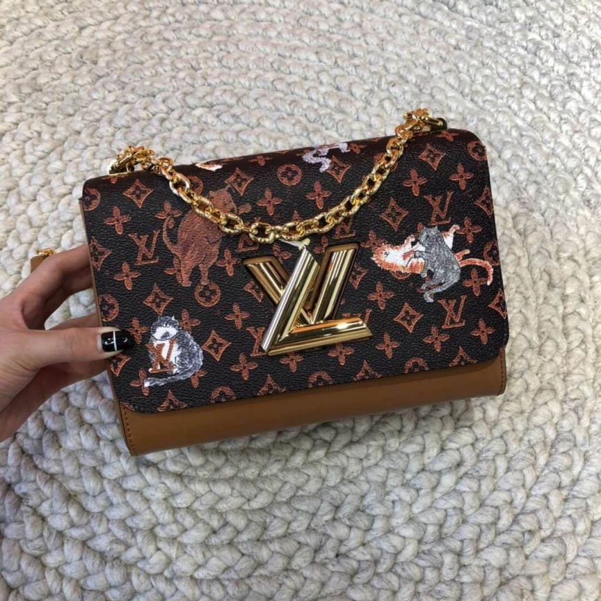 LV Shoulder Bags 2019 Twist M44408