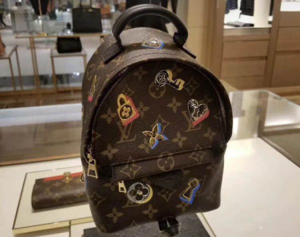 LV Backpack Bags M44367 19 PALM SPRINGS