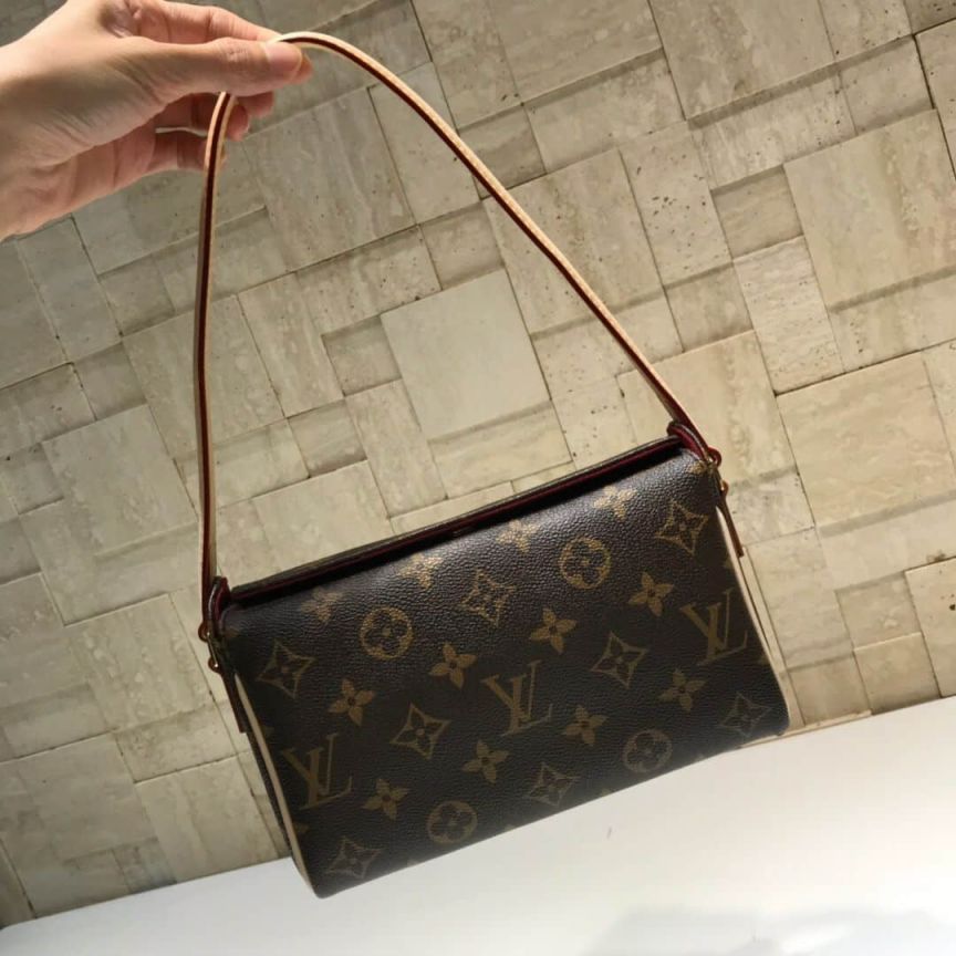 LV Tote Bags