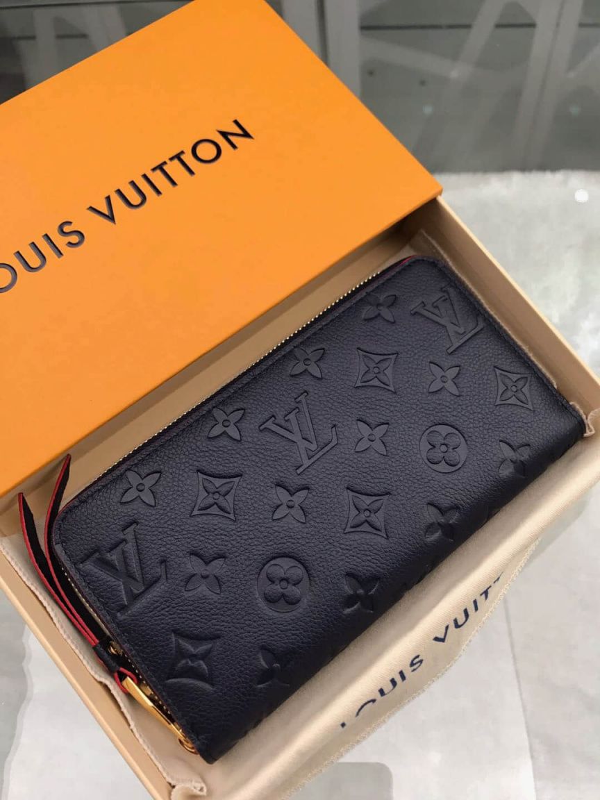 LV Wallets M62121