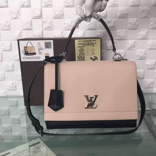 LV Shoulder Bags M50250