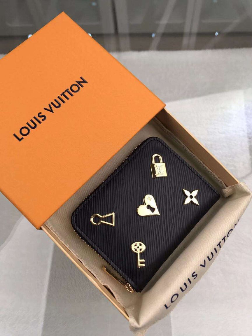 LV Wallets M63993