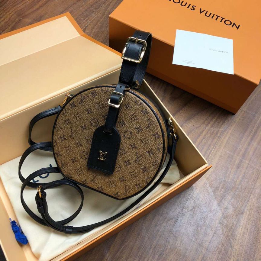 LV Shoulder Bags Petite Boite Chapeau M43510