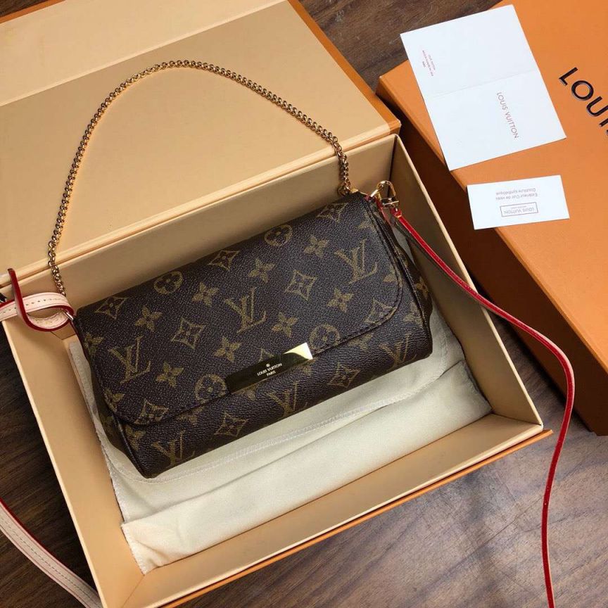 LV Shoulder Bags FAVORITE Crossbody On Chain M40717