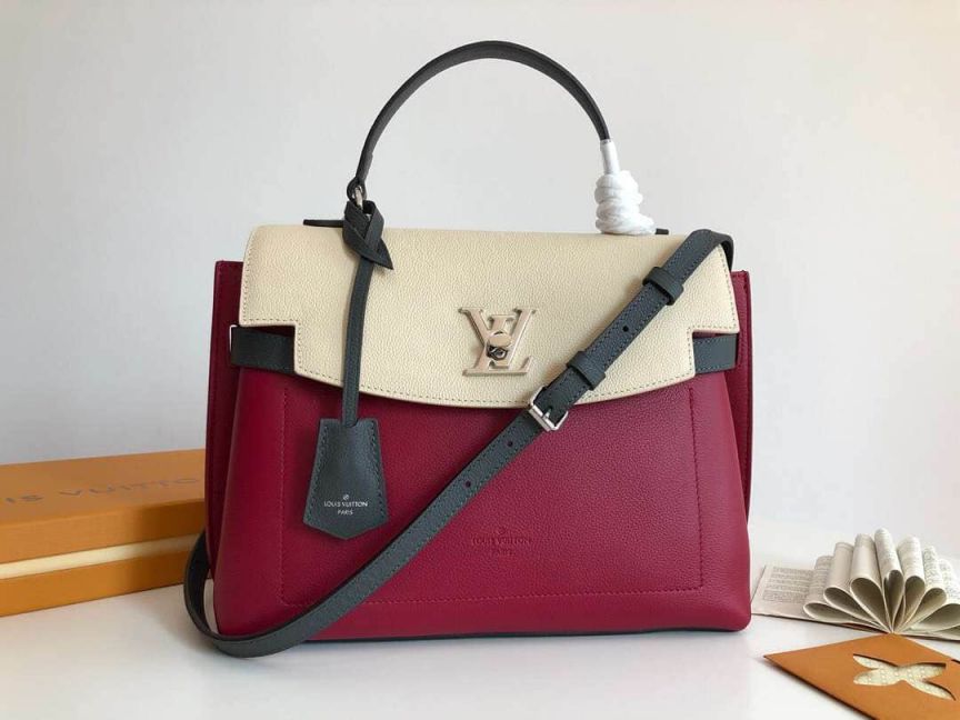 LV Tote Bags LOCKME EVER M52431