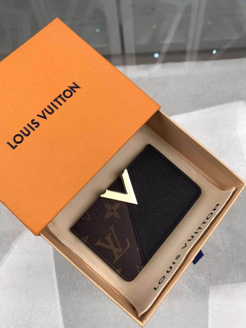 LV Card Holder Kimono M5617 3