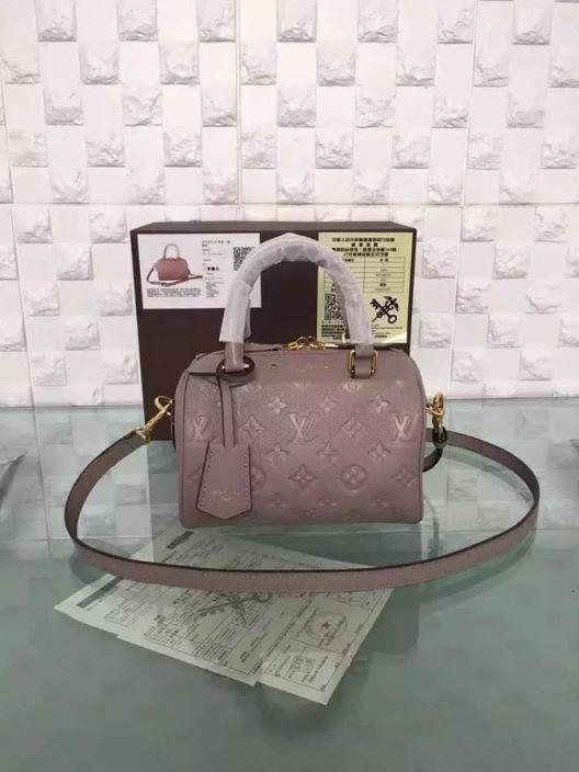 LV Shoulder Bags M42397