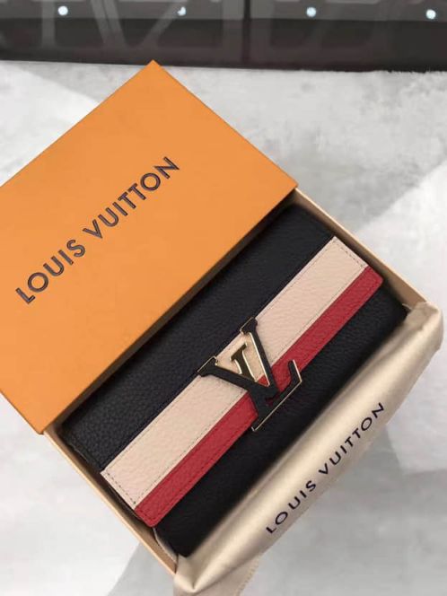 LV Wallets M62133 Taurillon Capucines