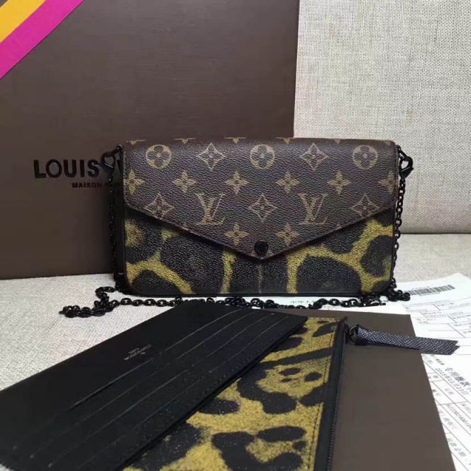 LV Shoulder Bags Monogram Vernis POCHETTE FELICIE On Chain M61293