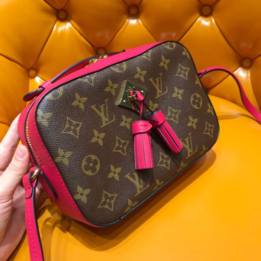 LV Shoulder Bags M43557 SAINTONGE