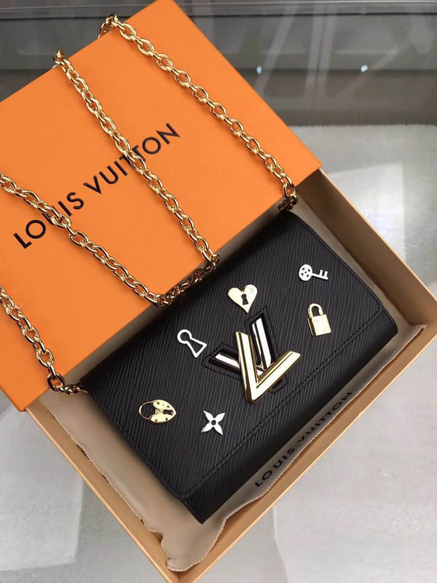 LV Shoulder Bags 2019 Epi Twist On Chain M63987