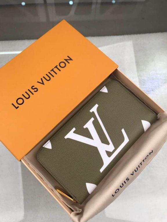 LV Wallets M67549 Zip