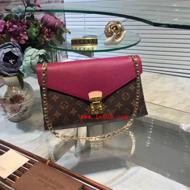 LV Shoulder Bags M41220 Pallas Chain Monogram On Chain Crossbody