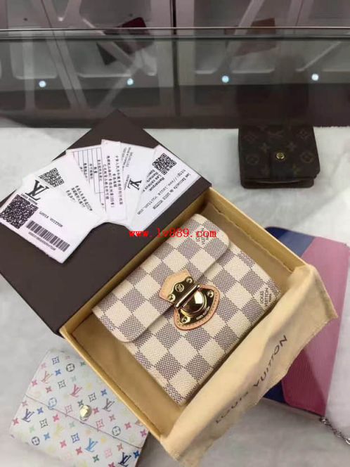 LV Wallets N60030 Tri-Fold