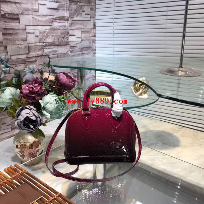 LV Shoulder Bags Alma BB Patent Leather M91606