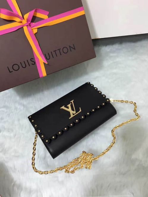 LV Shoulder Bags LOU*SE On Chain M54584