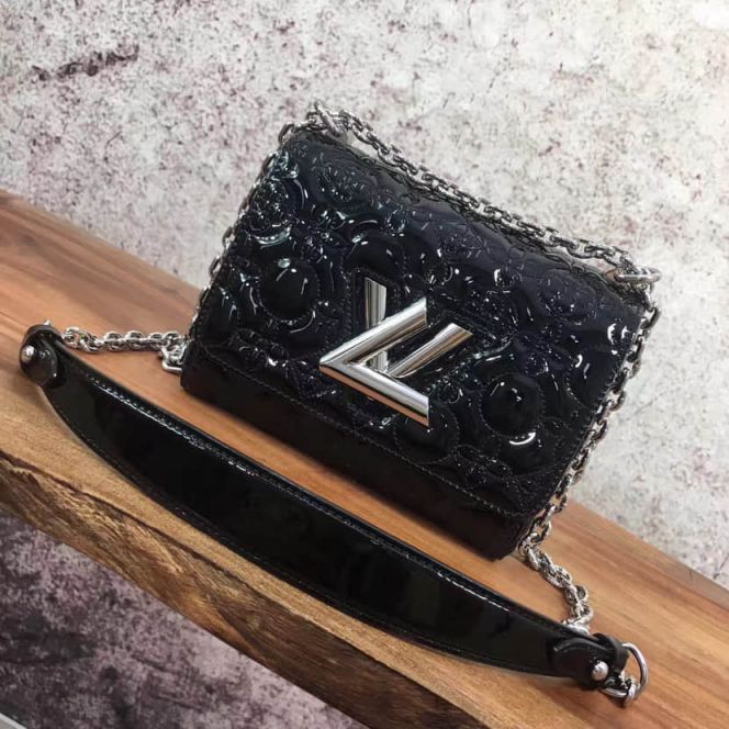 LV Shoulder Bags Malletage TWIST M54526